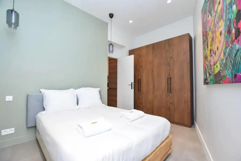 Charming Apartment -3Br/6P-Gare Du Nord/Montmartre Paris France