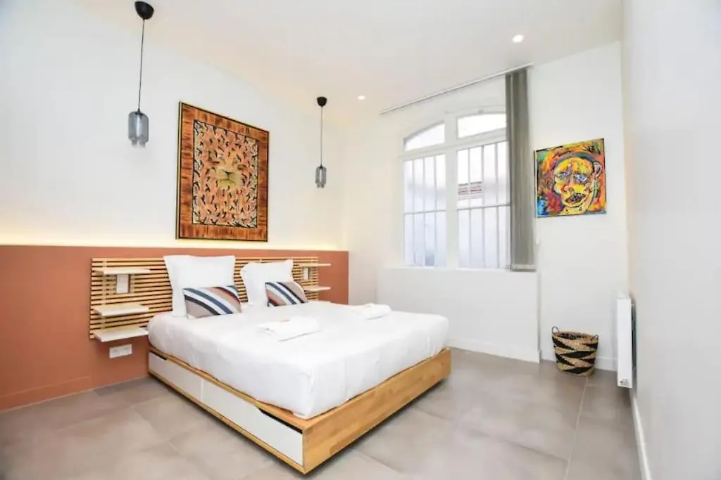 Charming Apartment -3Br/6P-Gare Du Nord/Montmartre Paris Fransa